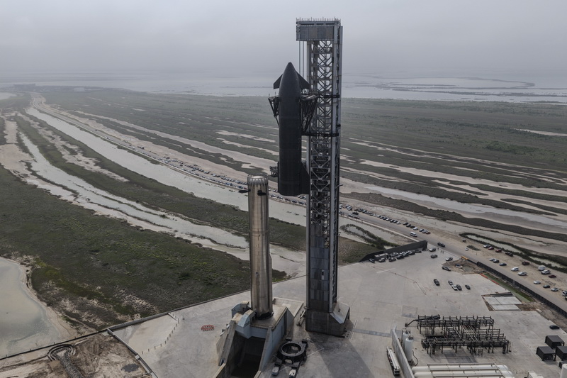 SpaceX przesunęła start gigantycznej rakiety Starship V3 na 21 maja