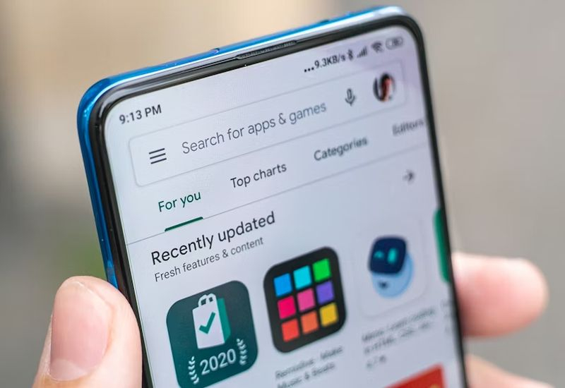 Aby zainstalować aplikacje Android od niezweryfikowanych deweloperów, trzeba poczekać 24 godziny i potwierdzić „racjonalne myślenie i jasną pamięć”