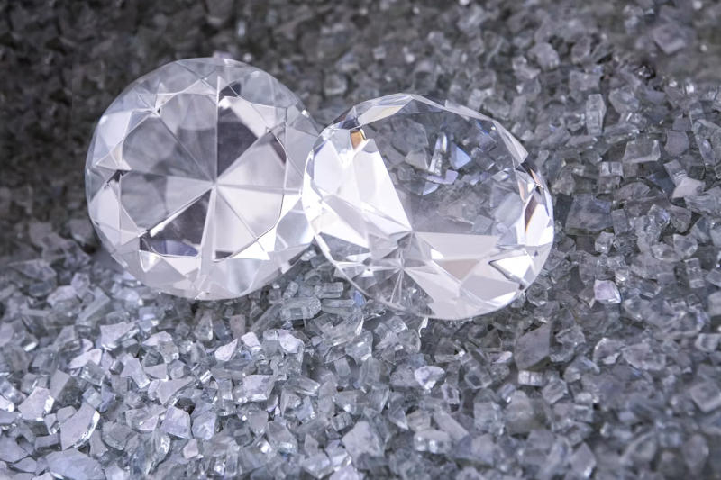 Wybuch AI wywołuje kolejne szaleństwo – teraz uwaga skupia się na chińskich syntetycznych diamentach