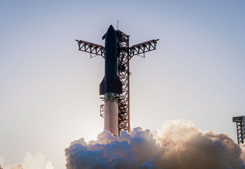 SpaceX planuje zebrać prawie 25 % kapitału poprzez IPO, przyciągając środki od prywatnych inwestorów