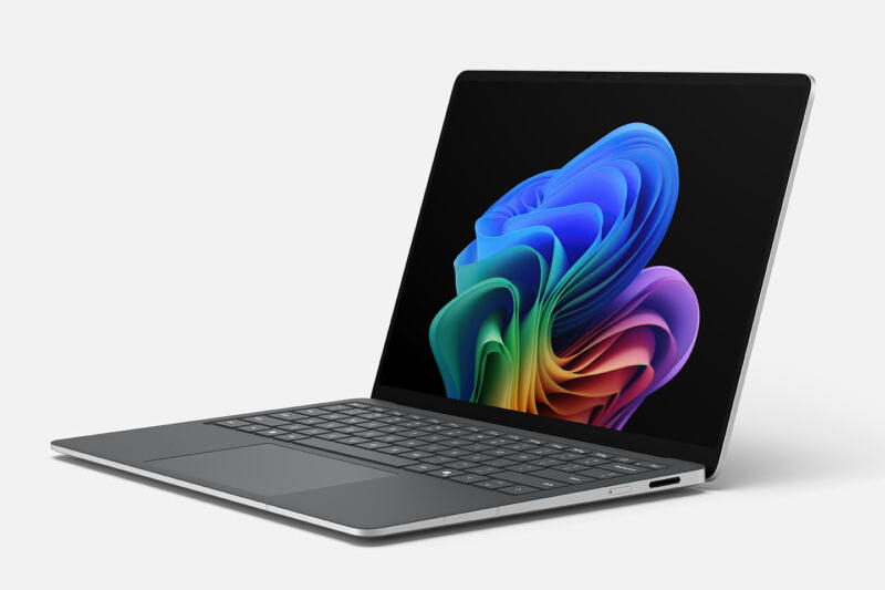 Microsoft zmusi do przejścia na Windows 11 25H2 nawet przy przestarzałych systemach operacyjnych