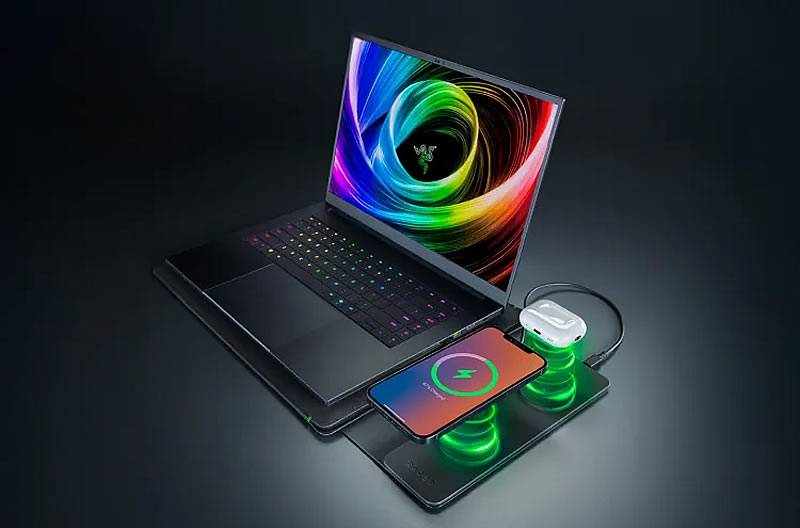 Razer zaprezentowała etui na laptopa z bezprzewodowym ładowaniem o cenie 130 dolarów.