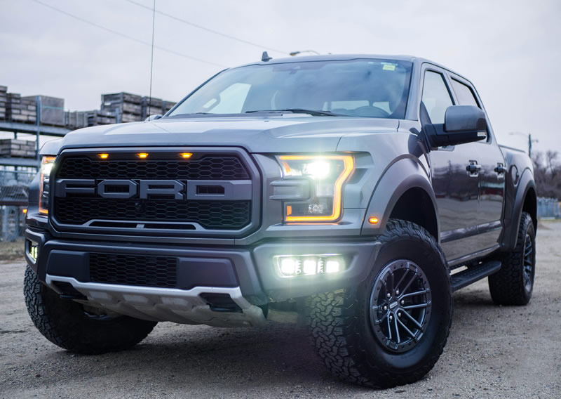 Ford ostrzega: ceny samochodów wzrosną, gdy cyber‑kryzys pamięci AI dotrze do branży motoryzacyjnej