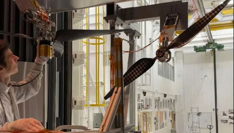 NASA przeprowadziła testy łopatek przyszłego marsjańskiego helikoptera przy supersonicznym obrocie.