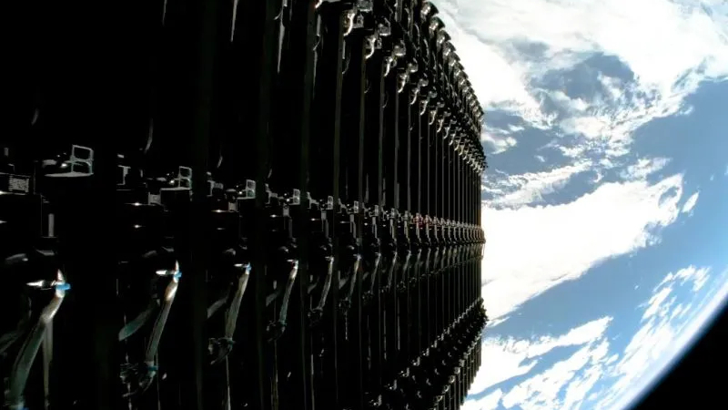 SpaceX oskarża Blue Origin o tworzenie zakłóceń anten TeraWave, które mogą dotknąć 10 mln użytkowników Starlink.