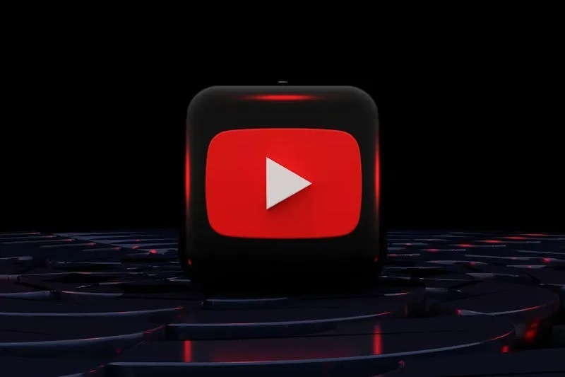 Odtwarzacz YouTube na stronie zaczyna się zawieszać, zużywając gigabajty pamięci RAM.