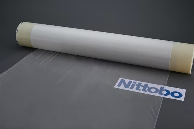 Sztuczna inteligencja jest zamknięta w szklanym włóknie: tylko japońska firma produkuje potrzebne elementy, a popyt przewyższa podaż