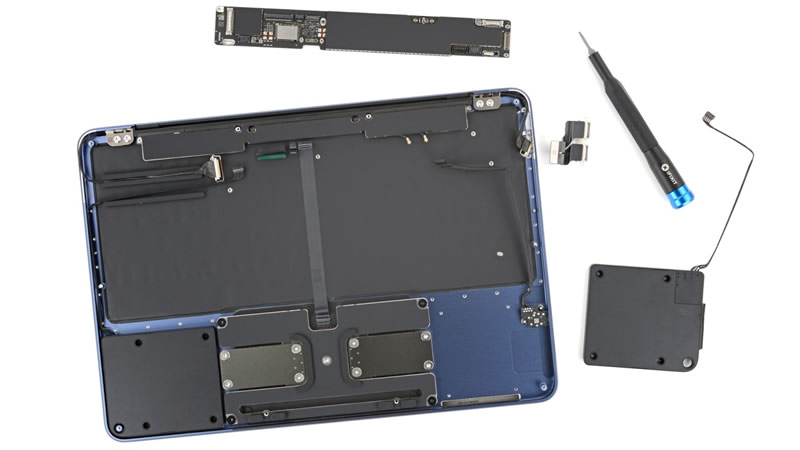 iFixit przeanalizował MacBook Neo i uznał go za najdogodniejszy do naprawy wśród laptopów Apple
