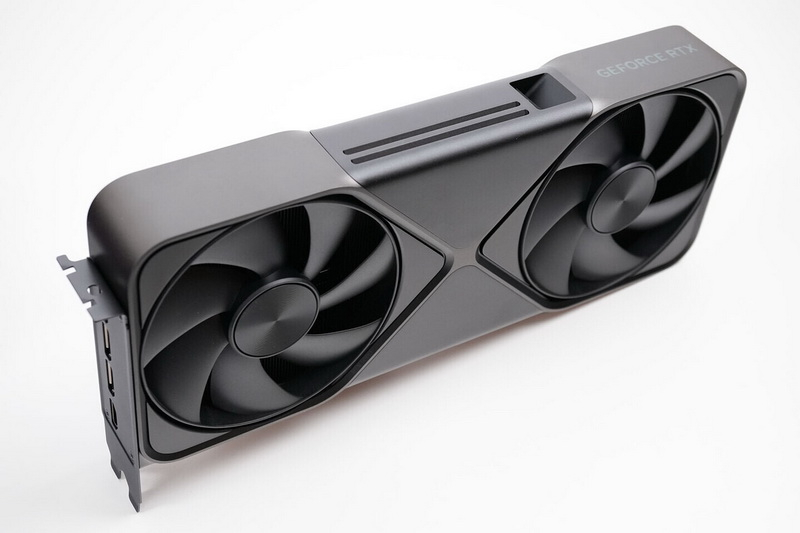 Sterownik Nvidia 595.71 WHQL uniemożliwia ręczne podkręcanie serii GeForce RTX‑w 50°.