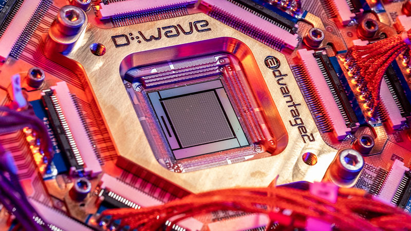 D-Wave obiecuje w 2032 roku stworzyć bardziej zaawansowany uniwersalny komputer kwantowy, przewyższający konkurencję.