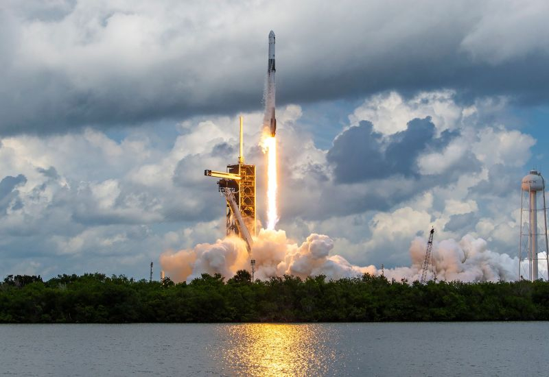 Elon Musk planuje stworzyć globalną sieć portów kosmicznych dla SpaceX.