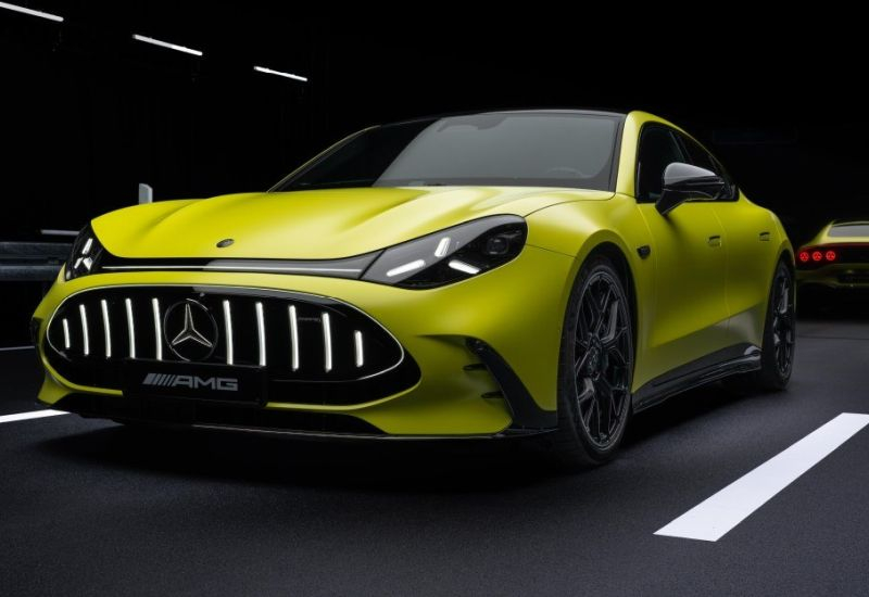 Mercedes‑Benz debiutował z AMG GT – sportowym elektrycznym coupe, osiągającym 100 km/h w ciągu dwóch sekund
