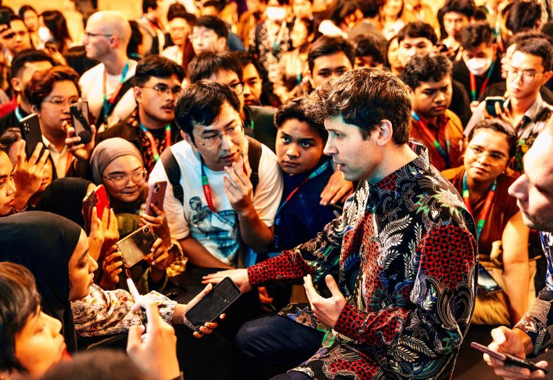 W USA zatrzymano osobę, która rzekomo planowała podpalić dom Sama Altmana z OpenAI