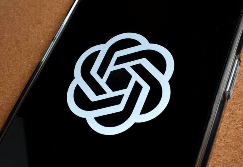 Nvidia inwestuje 30 miliardów dolarów w OpenAI, podczas gdy pierwotna transakcja na 100 miliardów dolarów jest opóźniona