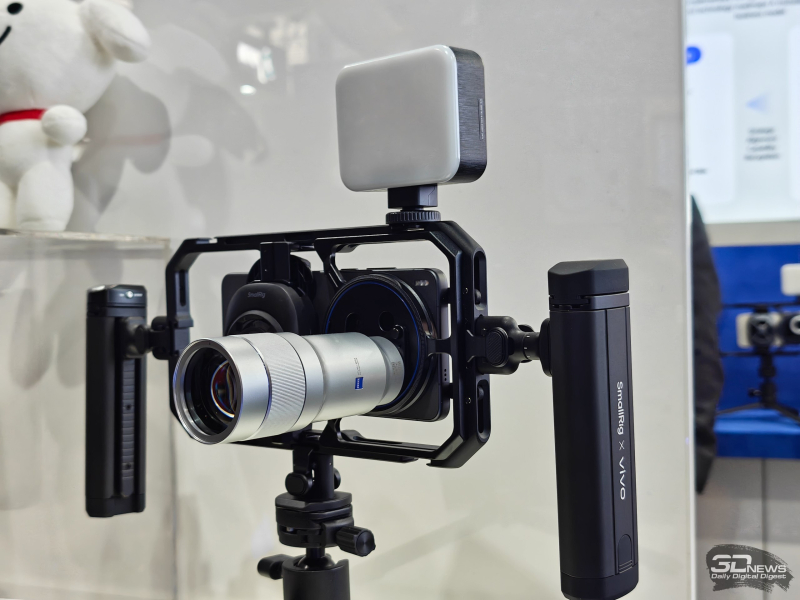 Vivo przedstawiła smartfon X300 Ultra z rozszerzonym aparatem i obiecała uczynić go dostępnym poza Chinami