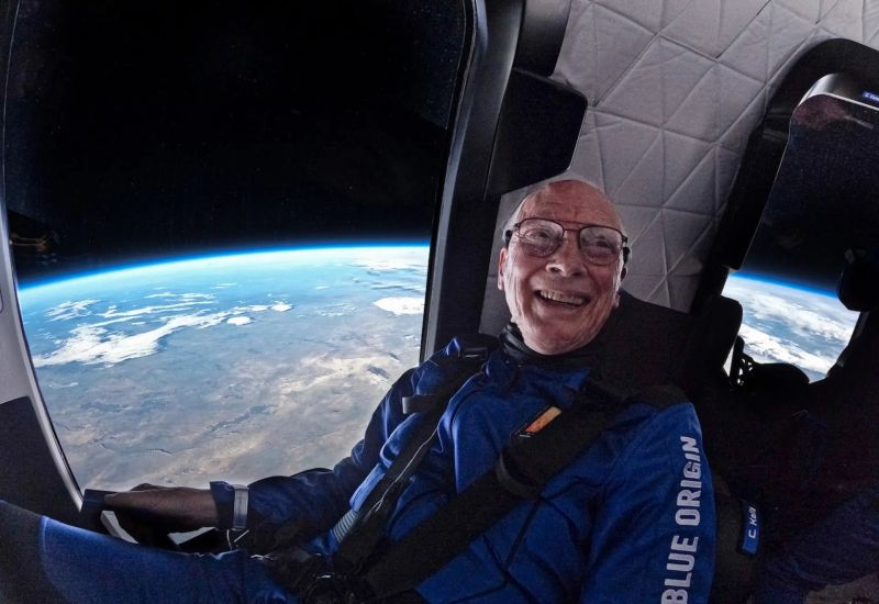 Blue Origin wstrzyma rozwój turystyki kosmicznej co najmniej na dwa lata, aby skupić się na projekcie księżycowym